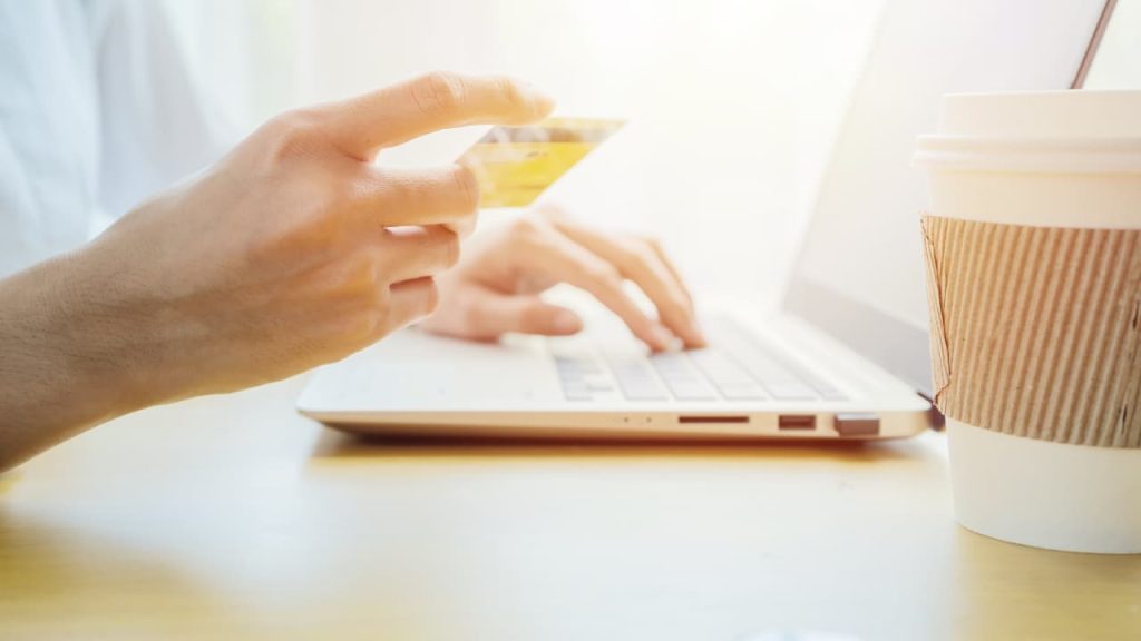 Shopping for kratom online offers a wider selection and more brand options.